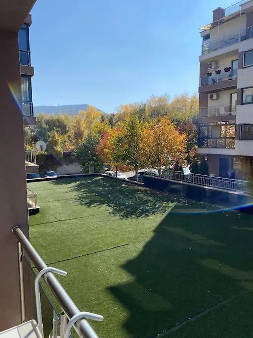 Lovely 1-Bedroom Appartment In Sofia Near Vitosha 公寓